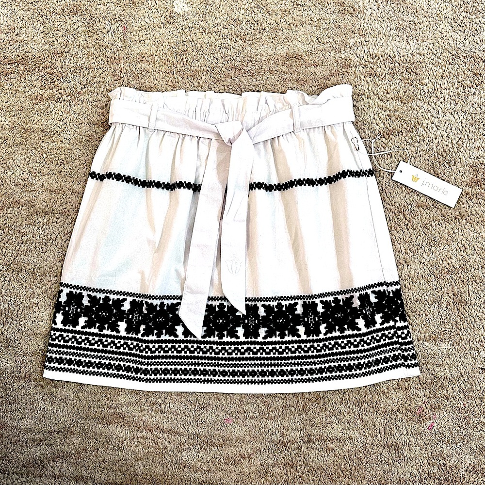 NWT Anthropologie J. Marie Black & White Embroidered Skirt